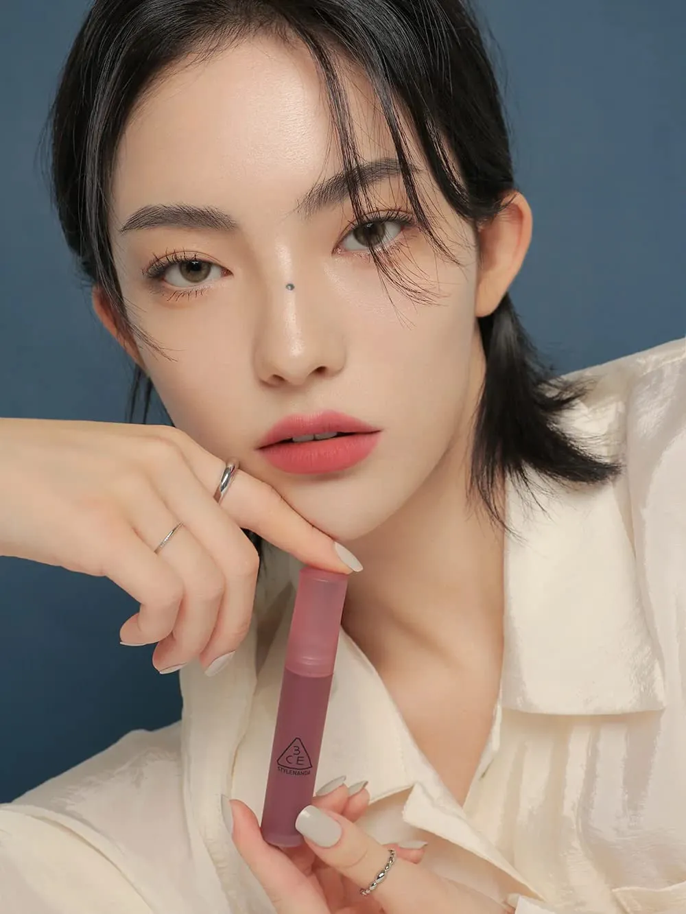 3CE BLUR WATER TINT(4.6g) soft lip with less smear with a blurry finish (#DOUBLE WIND) with sun cream(1ml*3ea)
