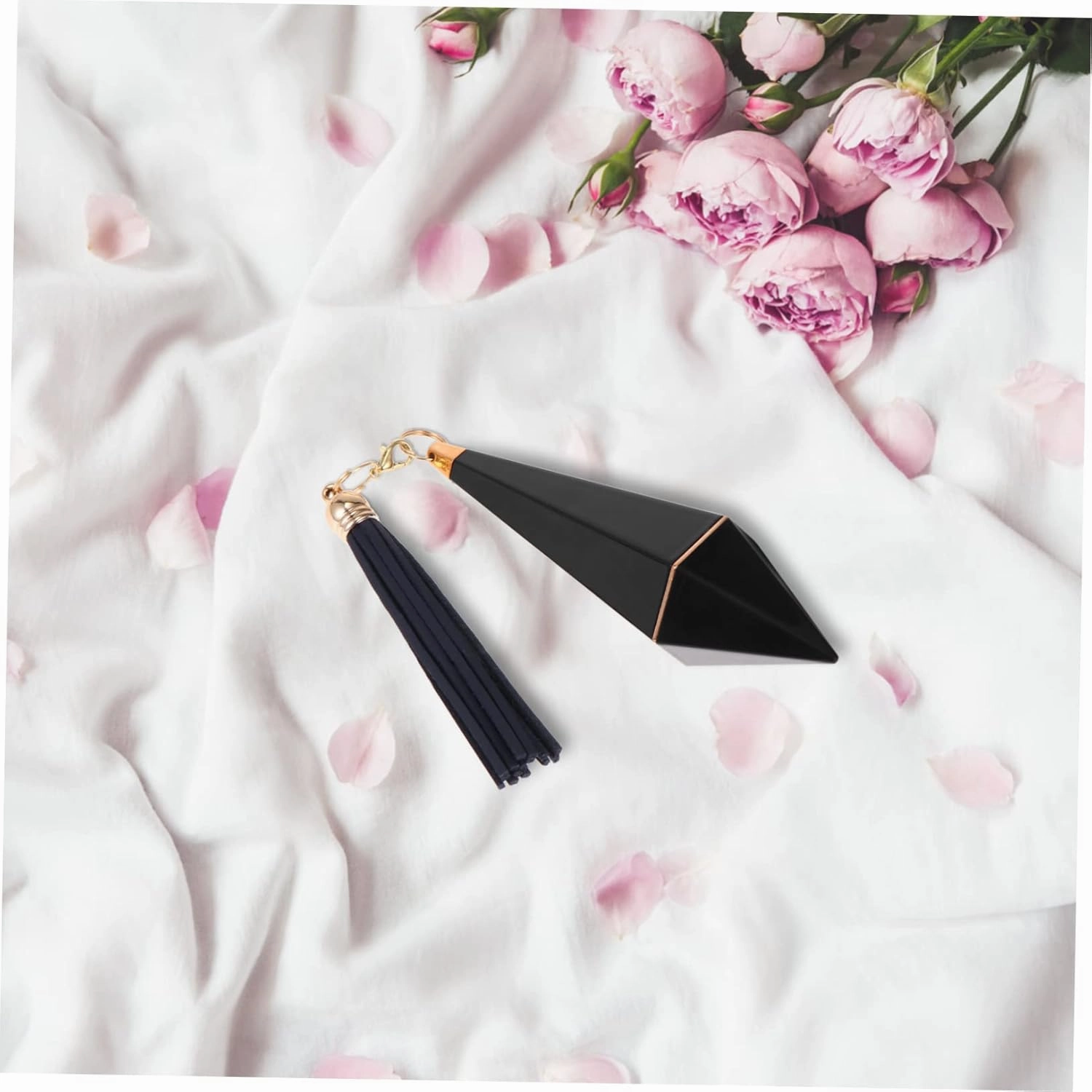 5pcs Su Lipstick Tube Lip Gloss Keychain Pink Fringe Refillable Lip Gloss Tubes Makeup Sample Holder Tubes Empty Cosmetic Bottle Keychain Tassel Travel Wax Tube Cute