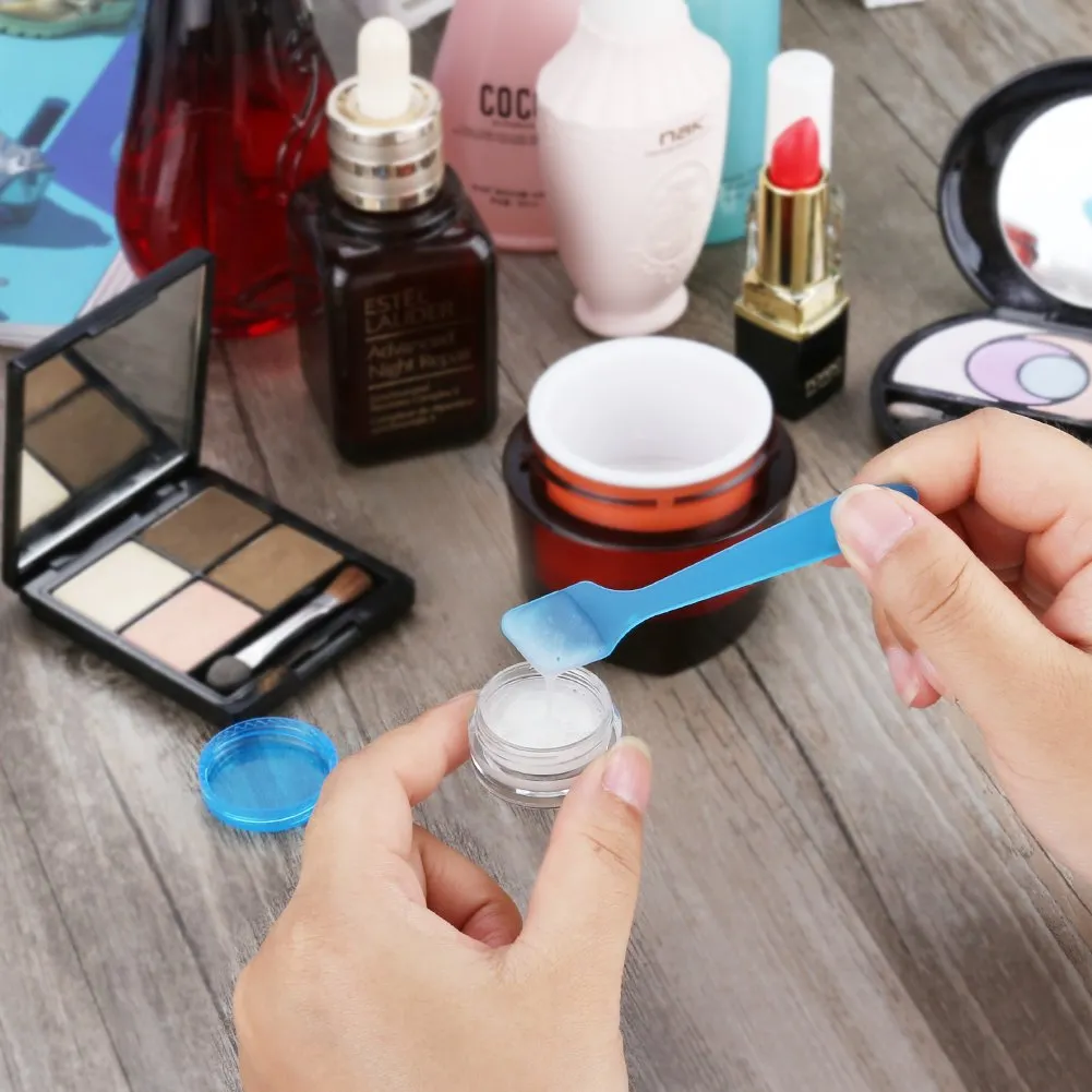 Accmor 100 Pieces 3g Empty Sample Containers with Lids Cosmetic Jars with 5 Pieces Mini Spatulas