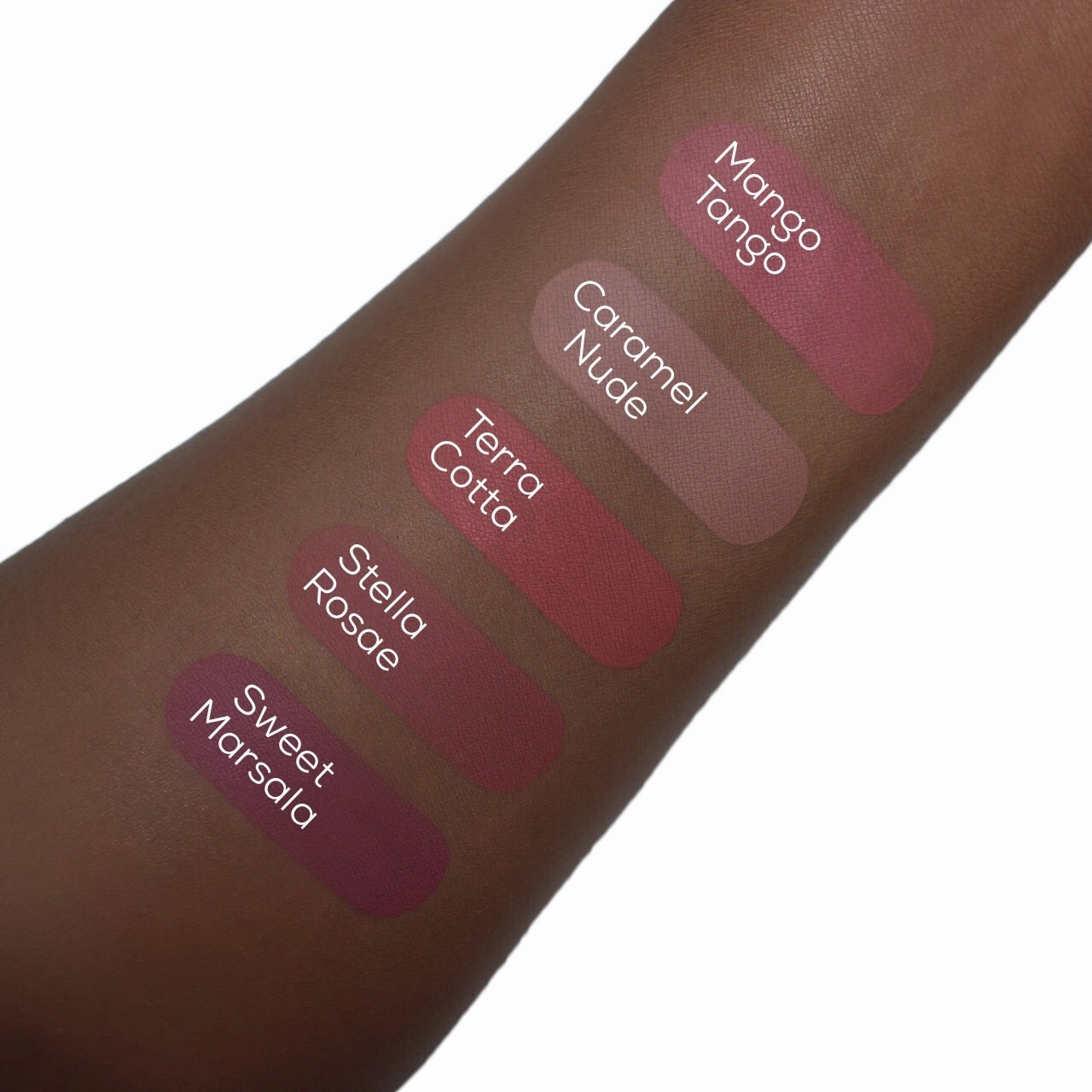 Aromi Matte Liquid Lipstick | Long-Lasting, Burnt Orange Lip Color, Pumpkin Spice, Nutmeg, Vegan, Cruelty-Free, Waterproof, Fall Makeup (Terra Cotta)