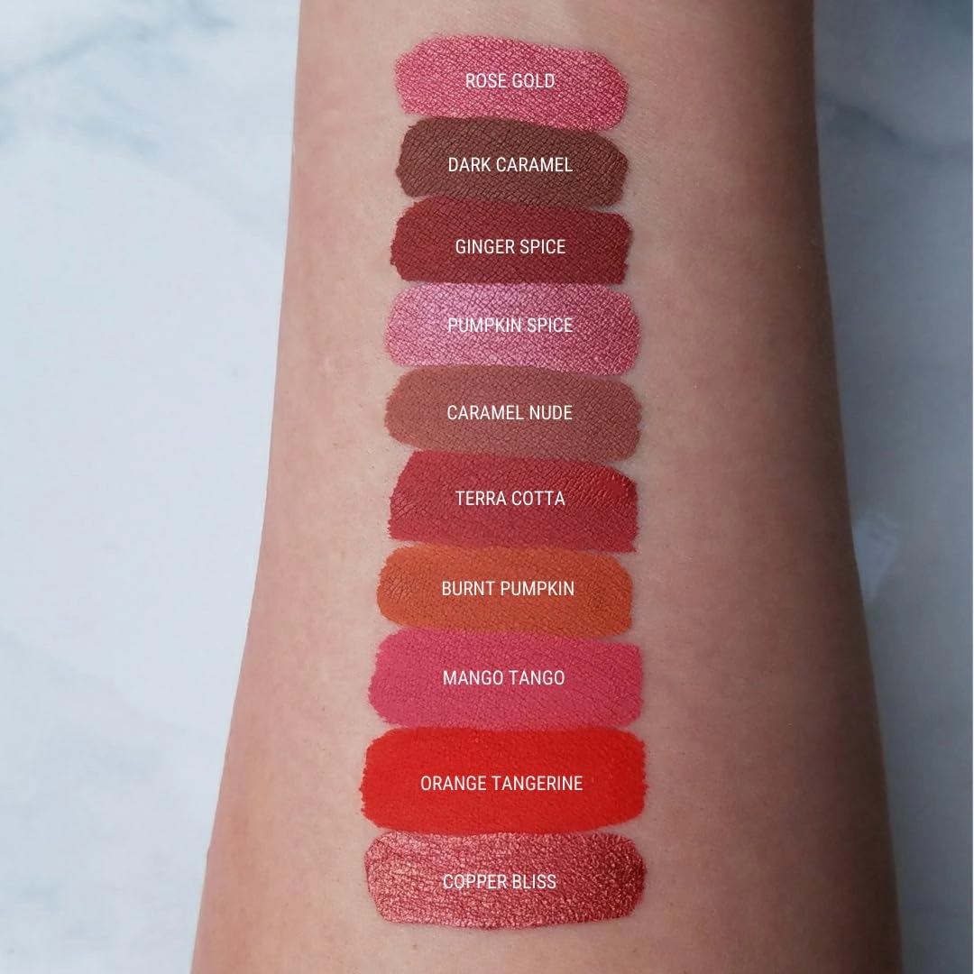 Aromi Rose Gold Metallic Liquid Lipstick | Peachy Pink, Coral Lip Color with Shimmery Finish, Vegan, Cruelty-free, Long-Lasting, Smudge Proof, Handmade (Rose Gold)