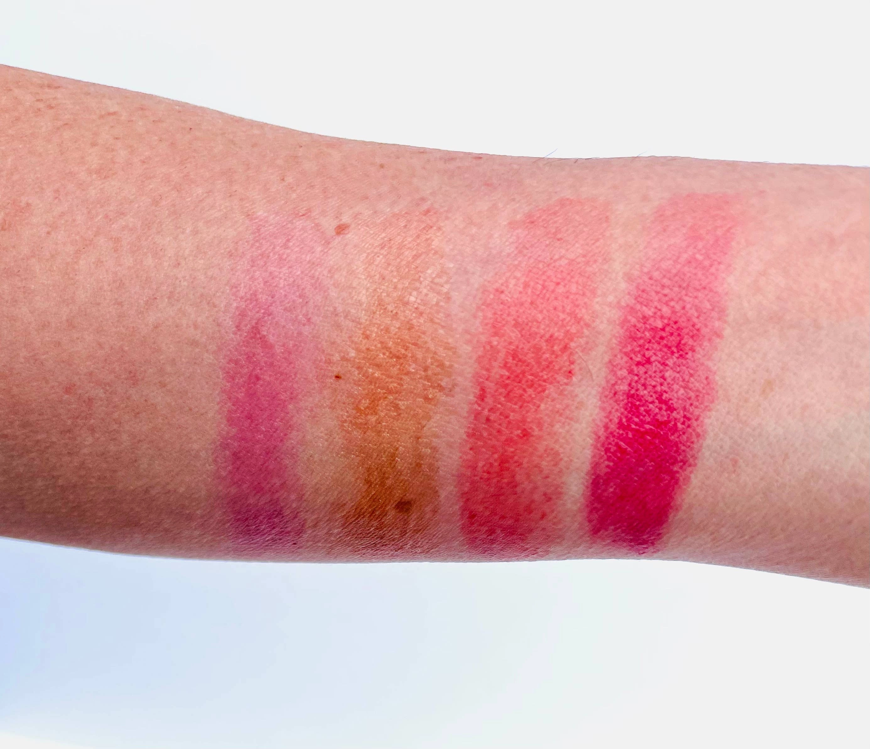 BITCHSTIX SUPERSHEER LIP GLAZE Petal Pink - SPF30 Broad Spectrum
