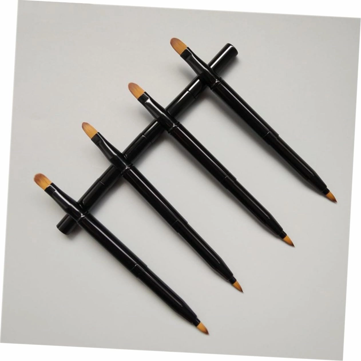 DOITOOL 6pcs Retractable Dual Ended Lip Brush Flexible Lip Brush Gloss Applicator for Makeup Concealer Eyeshadow Portable Easy to Clean Golden Black