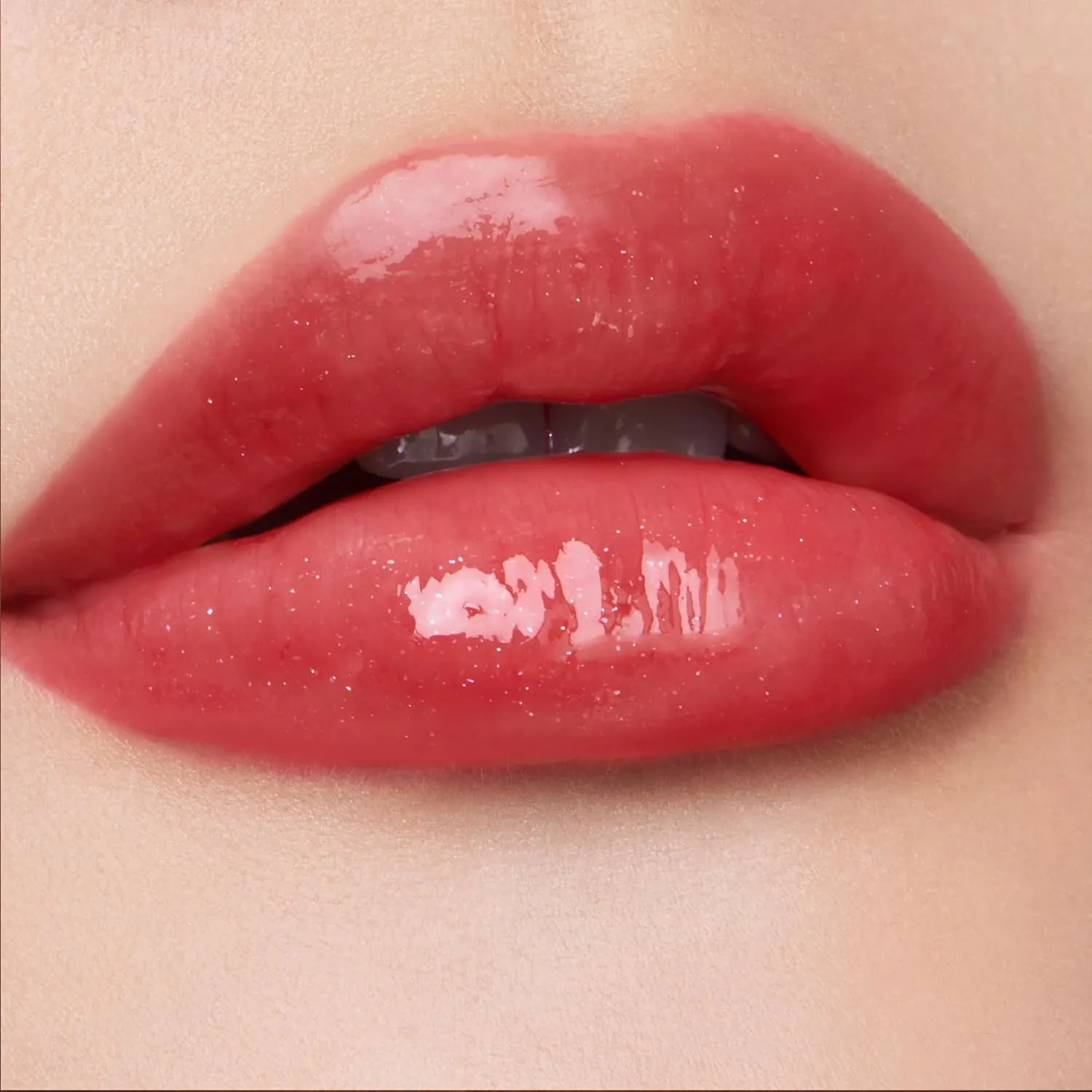 Estée Lauder Pure Color Revitalizing Crystal Lip Balm | Plumping & Hydrating | Sheer Tint