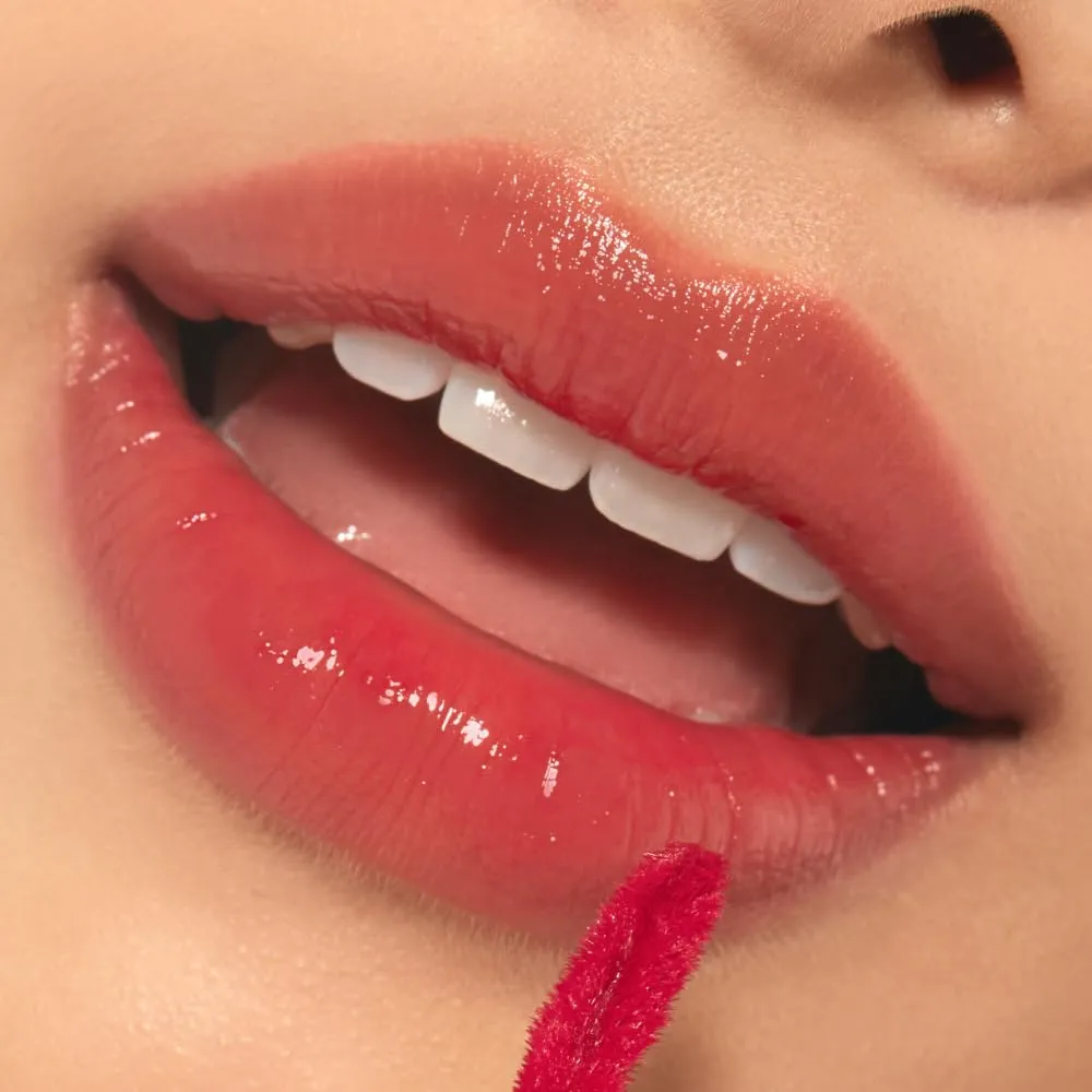 ETUDE Glow Fixing Tint #4 Chilling Red | Non-Sticky Glossy Shine Lip Stain | Fills up with Comfortable Moisture | Tints for Dry Lips