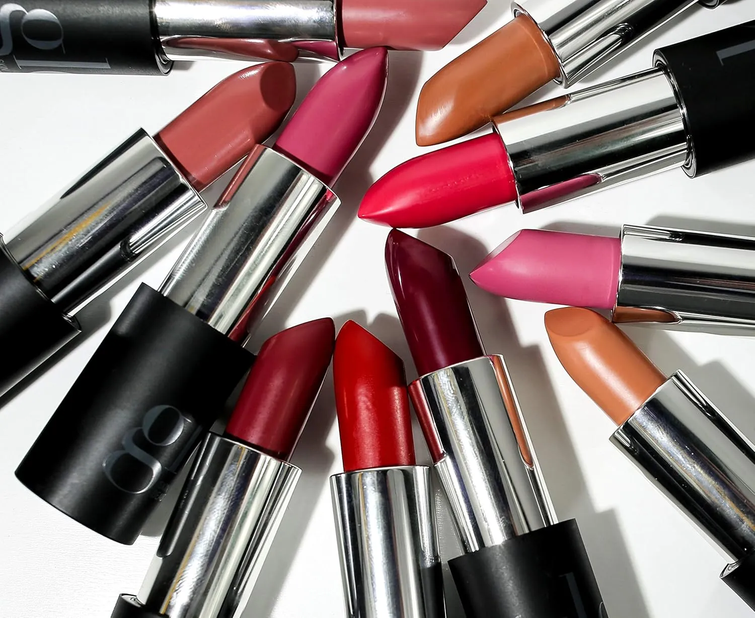Glo Skin Beauty Lipstick | Creamy, Longwear Lip Color for A Beautiful Statement that Lasts, (Pillow Talk)