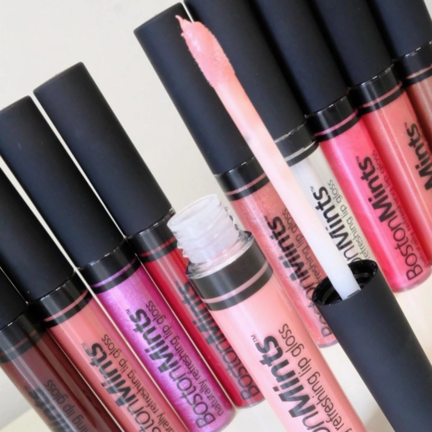 Go Sox! Lip Gloss (.25oz) -Vegan, gluten-free, cruelty-free formula with Aloe, Vitamins C & E, and a refreshing hint of spearmint extract for soft and hydrated lips.