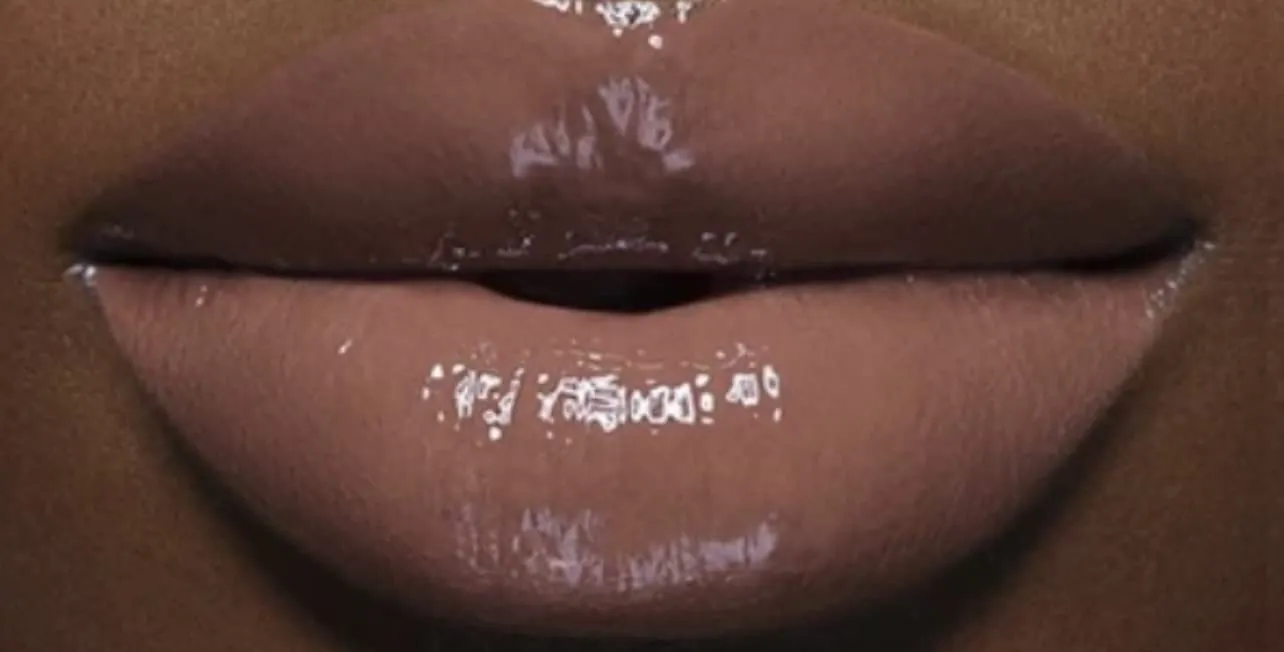 Hydrating Lip Gloss, High Shine and Highly Pigmented for Fuller Looking Lips   Butter Gloss, Non-Sticky and Long Lasting (Skin)