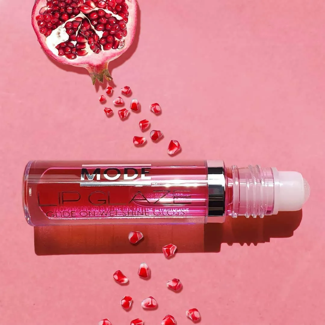 MODE Lip Glaze Flavored Lip Gloss Yummy WILD POMEGRANATE Flavor Roll On Sweet Wet Nourising Shine, Moisturizing Natural Skincare Fruit Oils