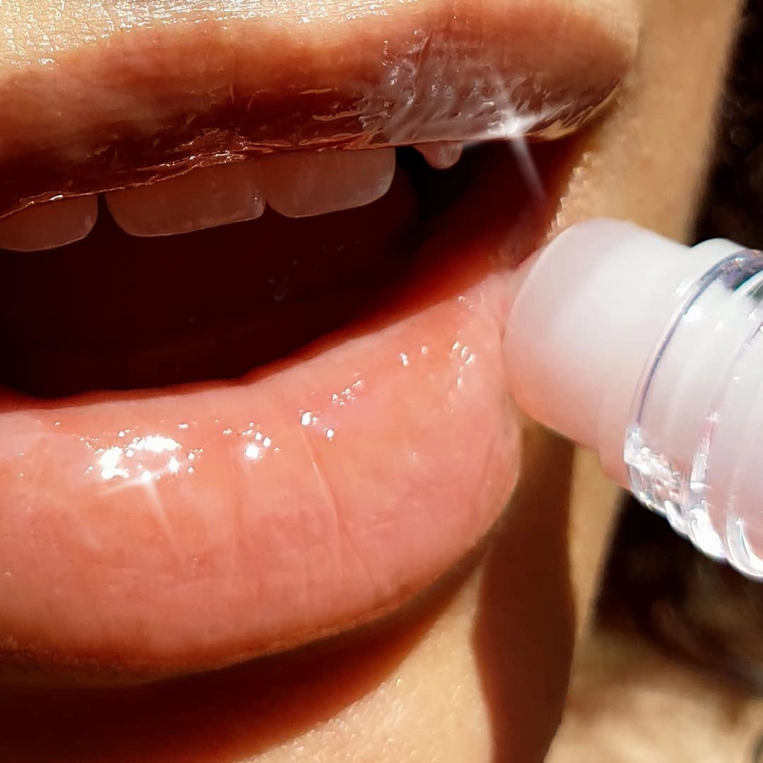 MODE Lip Glaze Flavored Lip Gloss ORANGE SORBET Delicious Yummy Flavor, Roll On Sweet Wet Nourishing Shine, Hydrating Moisturizing Natural Skincare Fruit Oils, Made in NY USA