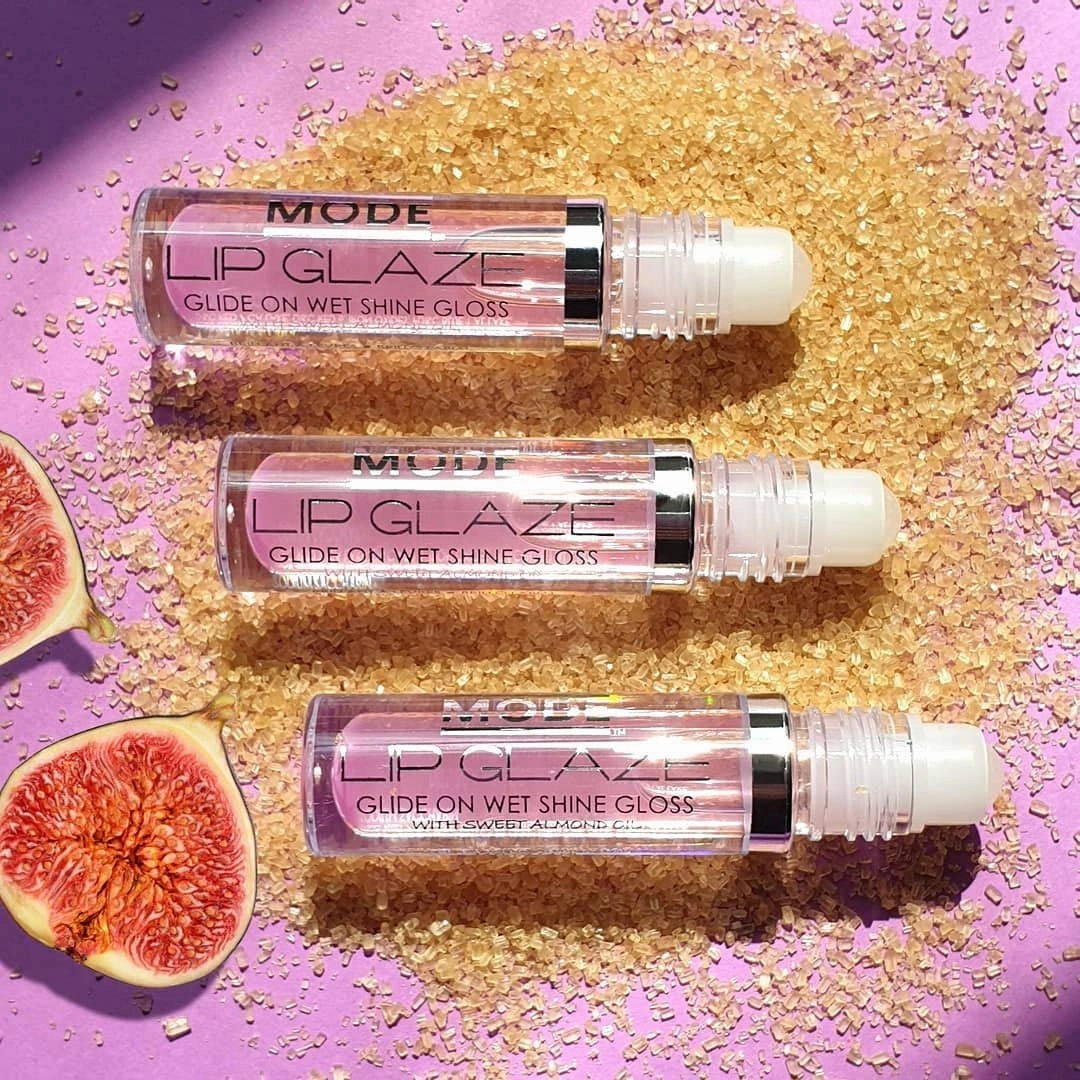 MODE Lip Glaze Flavored Lip Gloss Yummy SUGARED FIG Flavor Roll On Sweet Wet Nourishing Glossy Shine, Hydrating Natural Skincare Fruit Oils