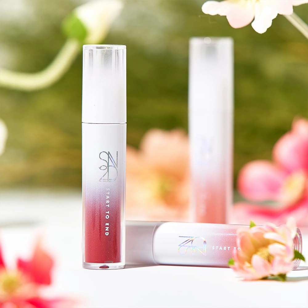 New Planet Tint | Clear Glow Tint Non-Sticky Lightweight Hydrating Long-Lasting Shine High Pigmented Volumizing Moisturizing Natural Lip Stain (#06 Pear Planet, 4.1g)