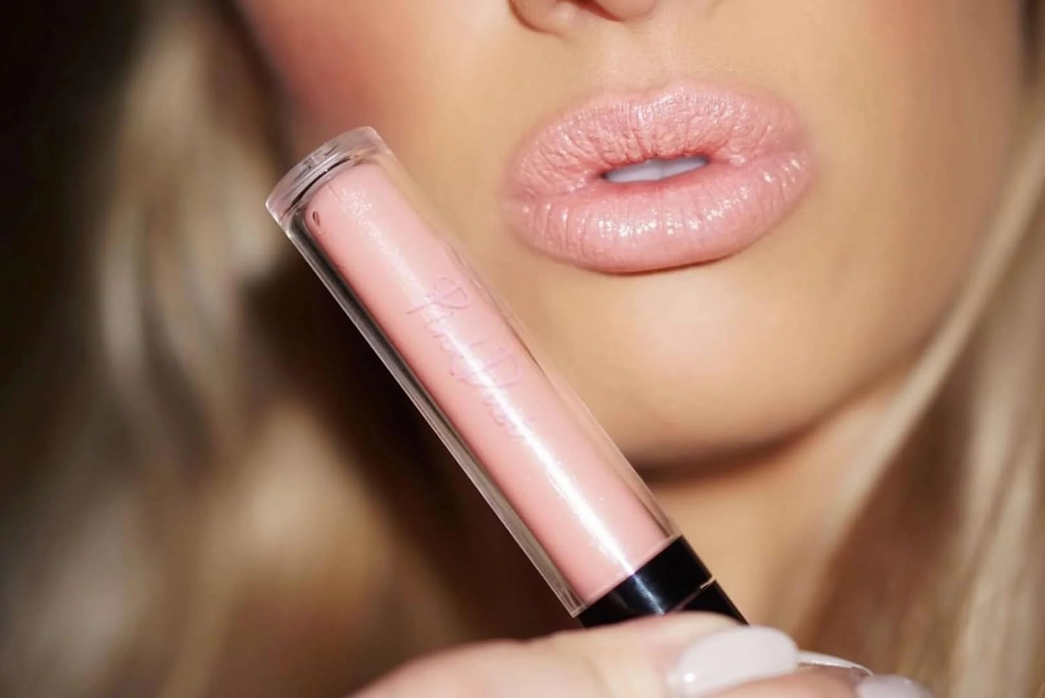Pink Dust Puff Plumping Gloss - Lip Plumping Gloss - Plumping Lip Gloss for Women & Girls - High-Shine Lip Gloss with Vitamins for Fuller