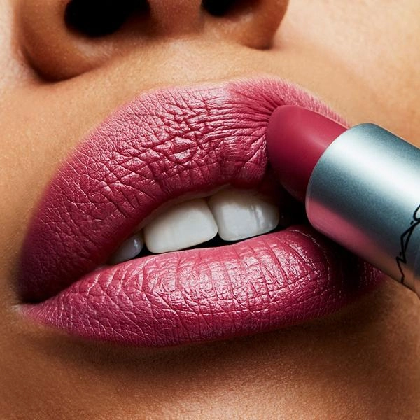 SATIN LIPSTICK