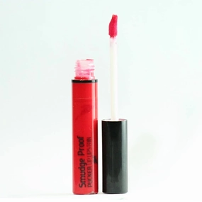 Starmaker Liquid Lipstick | Matte Finish, Waterproof, All-Day Wear & Smudge Proof (Scarlet)